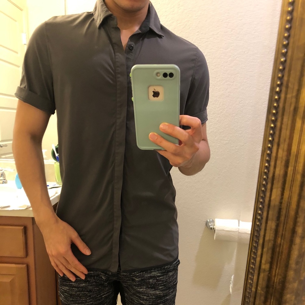 🌟Lululemon pinstripe short sleeve🌟